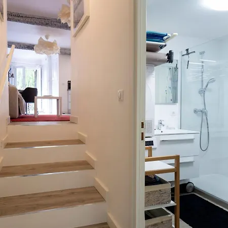 Le Coeur Du Suquet Avec Petit Balcon Et Belle Vue Lejlighed Cannes